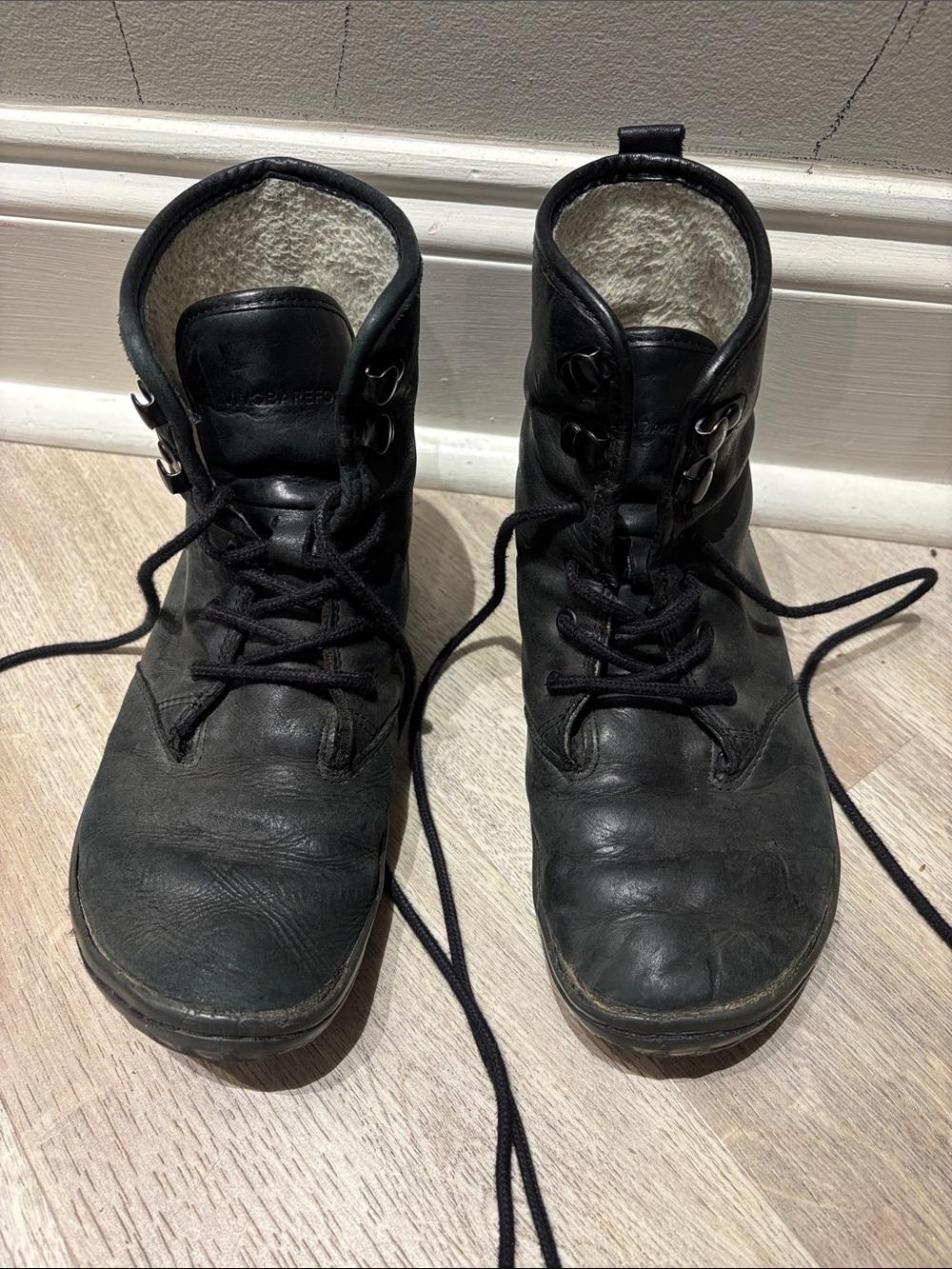 PLAY / fair condition. Vivo barefoot gobi high top thermal vegan boot size 35